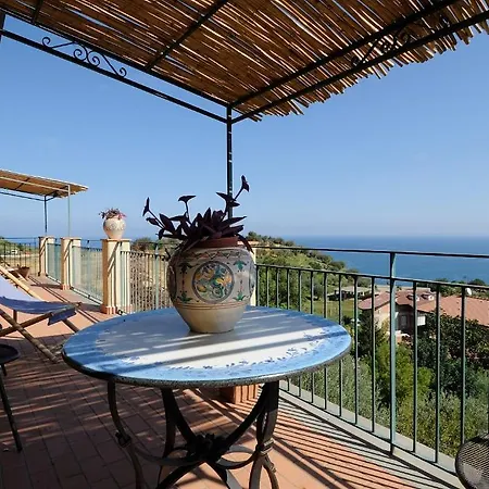 Casa Torretta 아파트 조이오사마레아