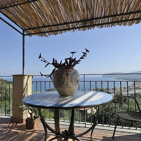 아파트 Casa Torretta 조이오사마레아