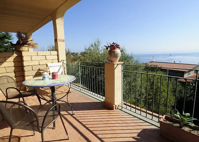 Casa Torretta 아파트 조이오사마레아